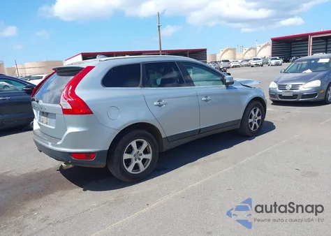 2012 Volvo Xc60 3.2/3.2 Platinum/3.2 Premier/3.2 Premier Plus z USA, uszkodzony, nr VIN YV4952DL7C2311729